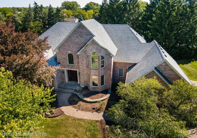 Photo 1 of Single family home for sale at 2038 Haverford Dr, Troy, MI 48098 | MLS# 20261058462 | Listing updated on 2026-09-18