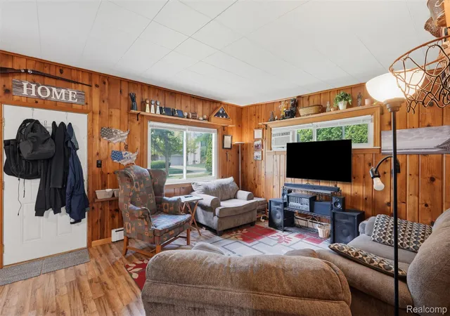 4th image of 610 East St, Milford, MI 48381 | MLS# 20261058477