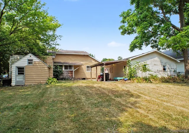 24th image of 107 S Oak St, Durand, MI 48429 | MLS# 20261058483