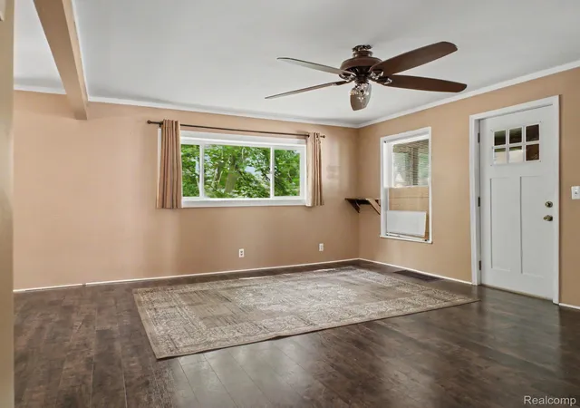 5th image of 107 S Oak St, Durand, MI 48429 | MLS# 20261058483