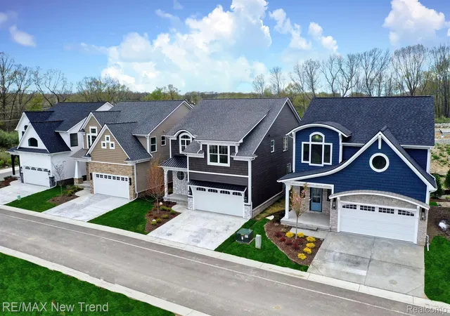 3rd image of 213 Mountain View Lane, Milford, MI 48381 | MLS# 20261058484