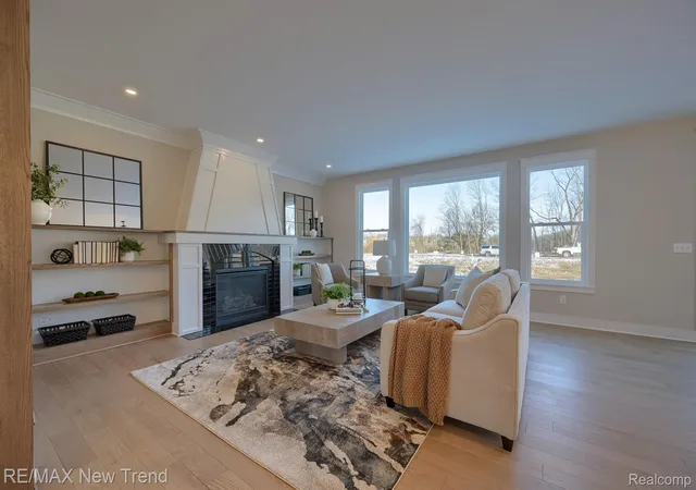 5th image of 213 Mountain View Lane, Milford, MI 48381 | MLS# 20261058484