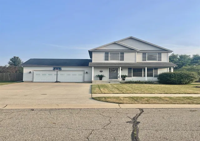 Photo 1 of Sale Pending at 316 E Diamond Way St, Morrice, MI 48857 | MLS# 60050216364 | Listing updated on 2026-07-31