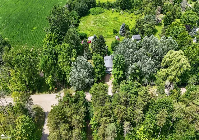 Photo 2 of Single family home for sale at 5472 Cemetery Rd, Kingston, MI 48741 | MLS# 5050216379 | Listing updated on 2026-10-07