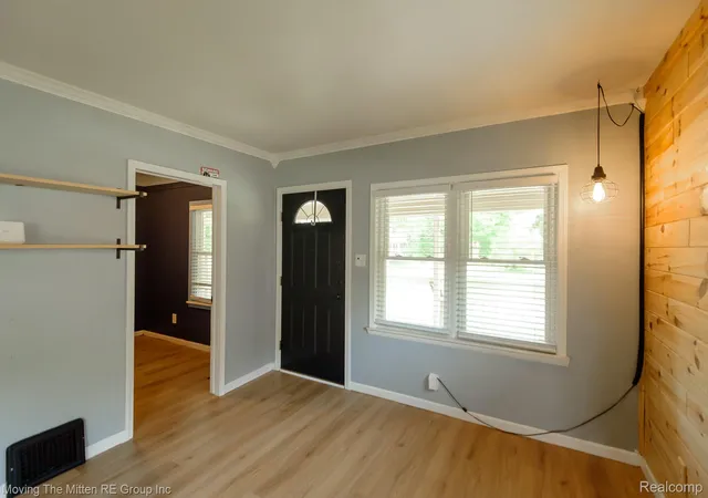 Photo 4 of Single family home for sale at 567 Superior Blvd, Wyandotte, MI 48192 | MLS# 20261058512 | Listing updated on 2026-07-31