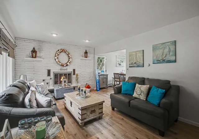 Photo 3 of Single family home for sale at 45713 E Peninsula Dr, Grand Junction, MI 49056 | MLS# 69026038835 | Listing updated on 2026-08-13