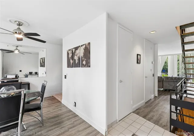 Listing Photo 4 - Condo for sale in building located at 1309 Joliet Pl, Detroit, MI 48207