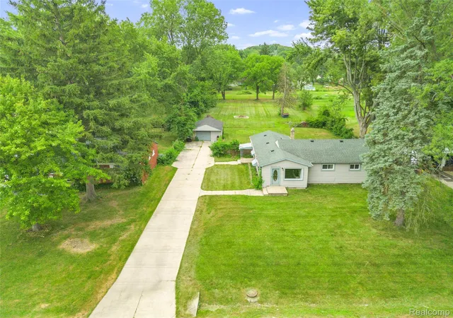 Photo 2 of Single family home for sale at 22961 Koths St, Taylor, MI 48180 | MLS# 20261058541 | Listing updated on 2026-10-08