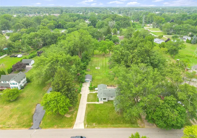 Photo 4 of Single family home for sale at 22961 Koths St, Taylor, MI 48180 | MLS# 20261058541 | Listing updated on 2026-10-08