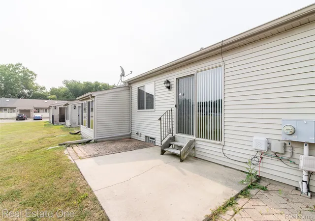 2nd image of 61702 Williamsburg #2, South Lyon, MI 48178 | MLS# 20261058544