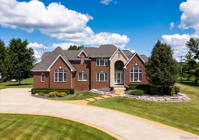 Photo 2 of Single family home for sale at 21901 31 Mile Rd, Ray, MI 48096 | MLS# 20261058545 | Listing updated on 2026-09-05