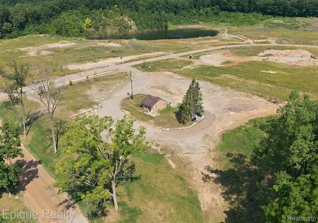 9th image of 2790 Park Ridge Rd, White Lake Charter Township Oakland, MI 48386 | MLS# 20261058543