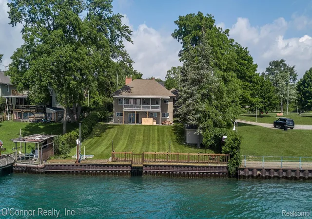 2nd image of 3800 Military St, Port Huron, MI 48060 | MLS# 20261058550