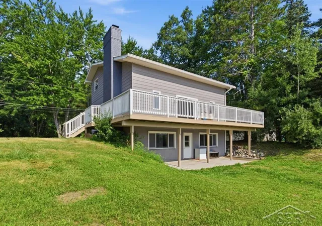 1st image of 5950 N Lake Sanford Rd, Sanford, MI 48657 | MLS# 61050216391