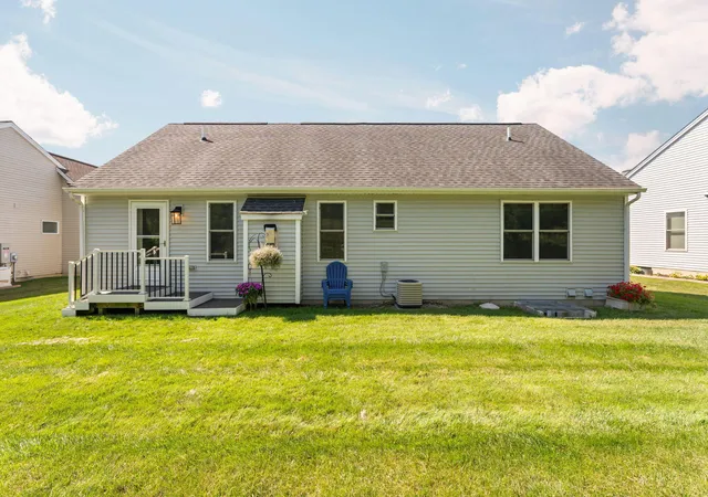 27th image of 521 Marblewood Ln, Saline, MI 48176 | MLS# 81026038862