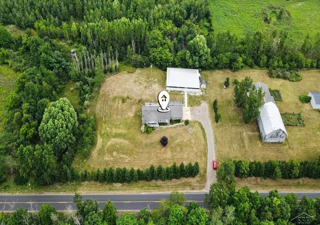 4th image of 628 W Fenwick Rd, Fenwick, MI 48834 | MLS# 61050216400