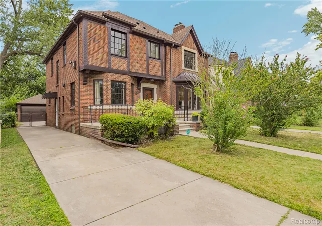 2nd image of 18430 Fairfield St, Detroit, MI 48221 | MLS# 20261058595