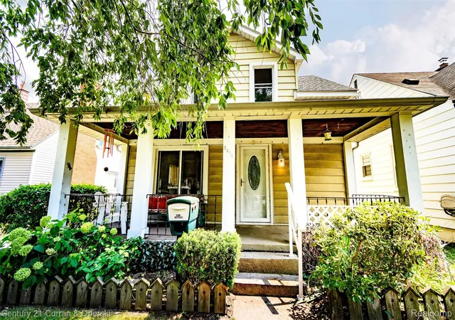 1st image of 5411 Kingston St, Dearborn Heights, MI 48125 | MLS# 20261058600