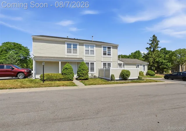 2nd image of 39625 Village Wood Ln, Novi, MI 48375 | MLS# 20261058604