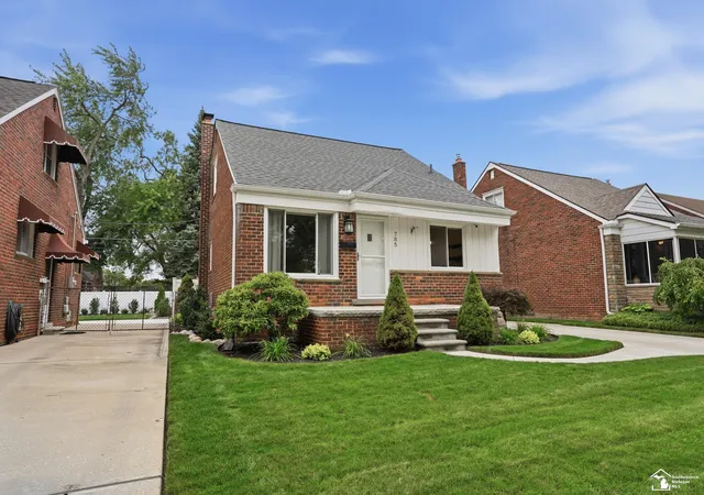 1st image of 785 Merrill Ave, Lincoln Park, MI 48146 | MLS# 57050216411