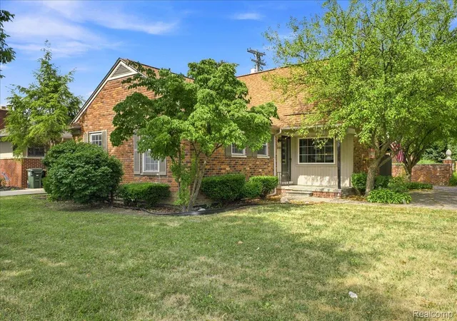 1st image of 20691 Wedgewood Dr, Grosse Pointe Woods, MI 48236 | MLS# 20261058642