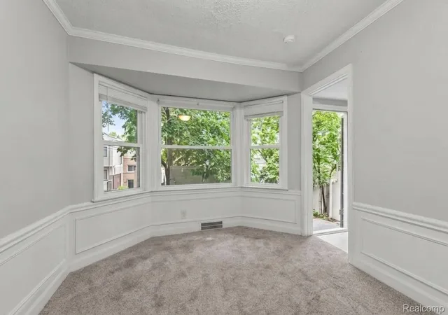 Photo 3 of Single family home for sale at 4715 Buckingham Ave, Detroit, MI 48224 | MLS# 20261058643 | Listing updated on 2026-10-01