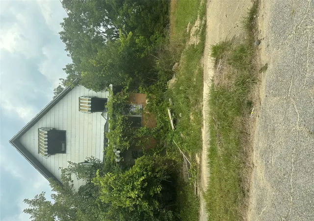 Photo 1 of Single family home for sale at 1241 E Hamilton Ave, Flint, MI 48506 | MLS# 20261058654 | Listing updated on 2026-08-03