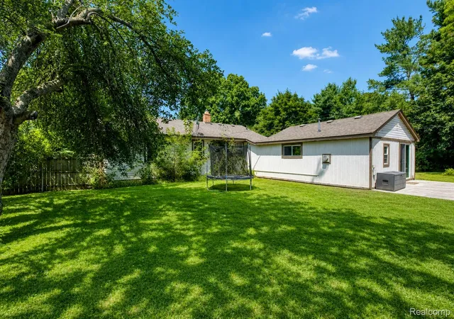 Photo 2 of Single family home for sale at 1412 Morningdove Rd, Wixom, MI 48393 | MLS# 20261058655 | Listing updated on 2026-08-29