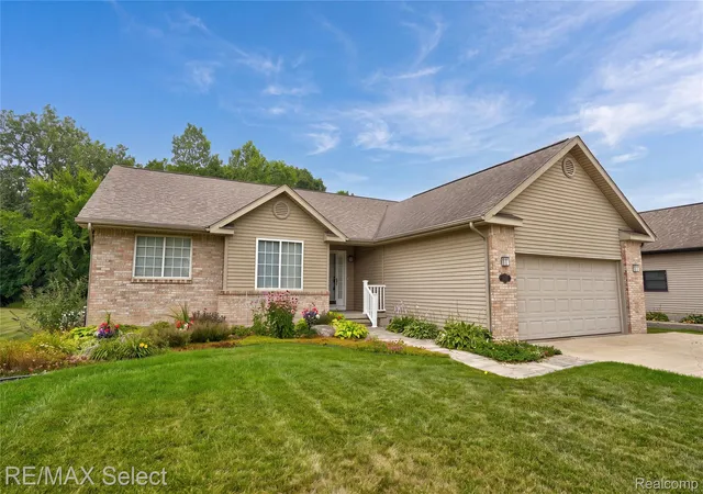 1st image of 5199 Oakhill Dr, Swartz Creek, MI 48473 | MLS# 20261058656
