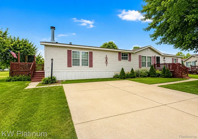 Photo 1 of Sale Pending at 1225 Orchard Ln, Columbus, MI 48063 | MLS# 20261058676 | Listing updated on 2026-09-04