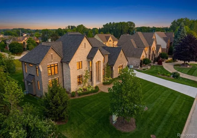 Photo 1 of Single family home for sale at 3836 Coachwood Ln, Rochester Hills, MI 48309 | MLS# 20261058684 | Listing updated on 2026-08-10