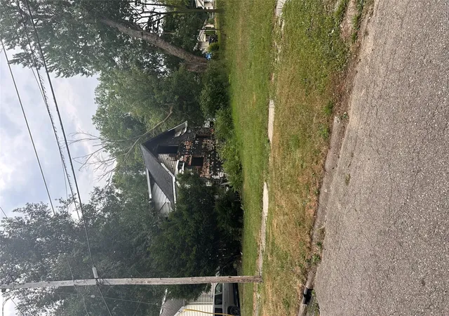 Photo 1 of Single family home for sale at 2014 Kentucky Ave, Flint, MI 48506 | MLS# 20261058686 | Listing updated on 2026-07-31