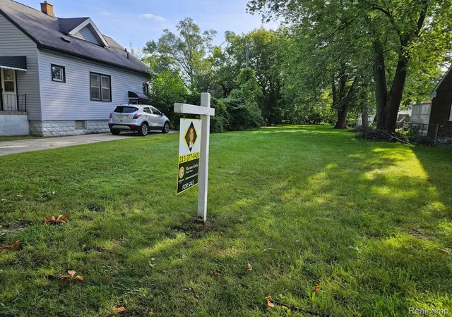 Photo 1 of Land for sale at 3829 Bennett St, Dearborn, MI 48124 | MLS# 20261058698 | Listing updated on 2026-08-13