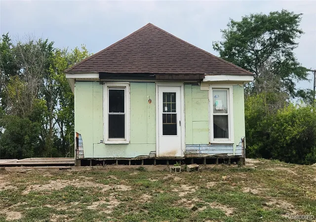 Photo 2 of Single family home for sale at 10781 Armstrong Rd, South Rockwood, MI 48179 | MLS# 20261058700 | Listing updated on 2026-07-30