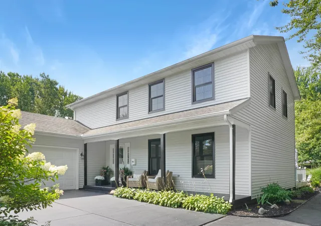 3rd image of 4399 Pine Grove Ave, Fort Gratiot, MI 48059 | MLS# 58050216445