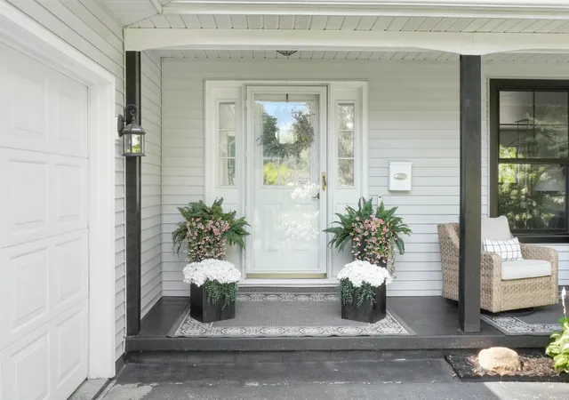4th image of 4399 Pine Grove Ave, Fort Gratiot, MI 48059 | MLS# 58050216445