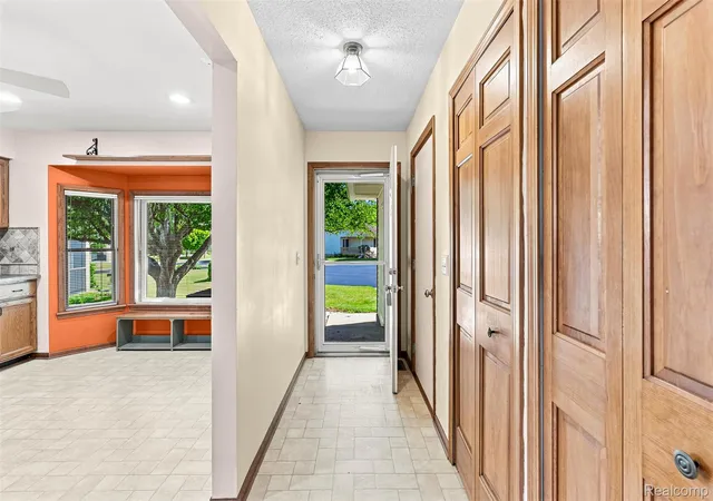 4th image of 7464 Diane Ct, Swartz Creek, MI 48473 | MLS# 20261058729
