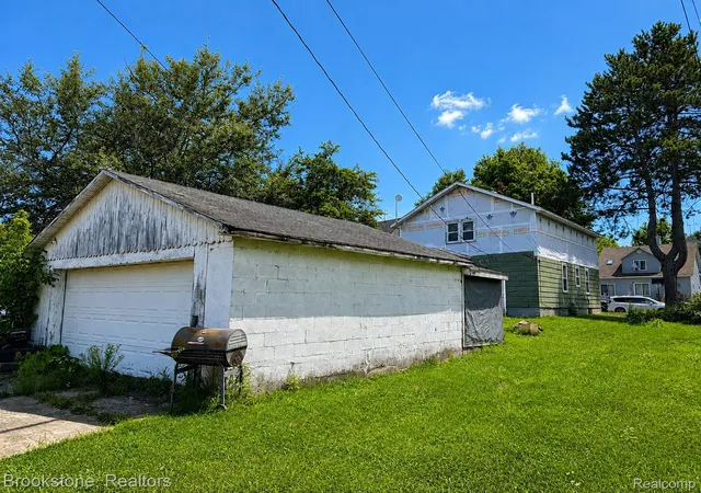 17th image of 28 N 5th Ave, Iron River, MI 49935 | MLS# 20261058743