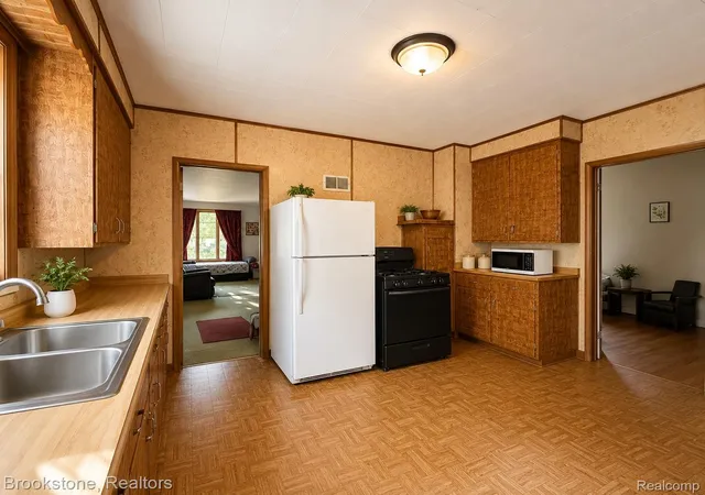 3rd image of 28 N 5Th Ave, Iron River, MI 49935 | MLS# 20261058743