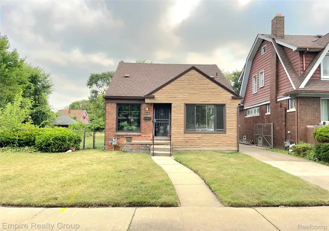 Photo 1 of Single family home for sale at 5280 Eastlawn St, Detroit, MI 48213 | MLS# 20261058759 | Listing updated on 2026-07-29
