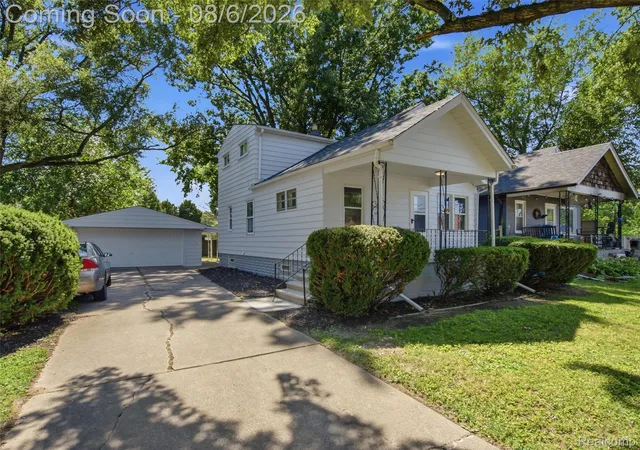 Photo 2 of Single family home for sale at 1063 Mayflower Ave, Lincoln Park, MI 48146 | MLS# 20261058758 | Listing updated on 2026-09-16