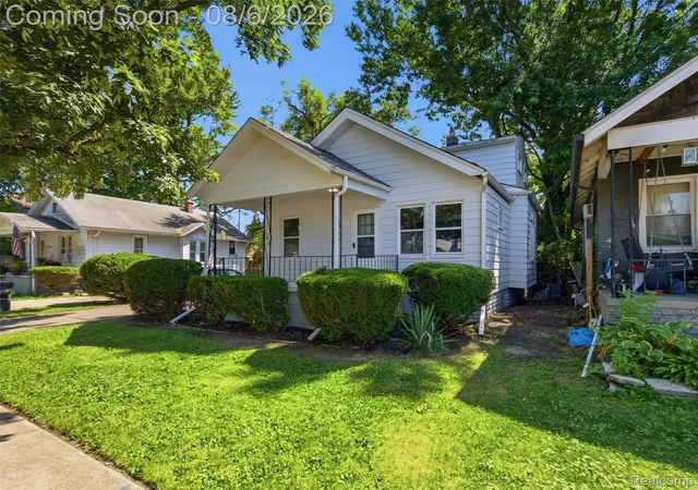 Photo 3 of Single family home for sale at 1063 Mayflower Ave, Lincoln Park, MI 48146 | MLS# 20261058758 | Listing updated on 2026-09-16