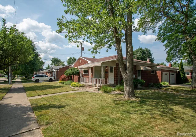 3rd image of 3458 Norwood Dr, Trenton, MI 48183 | MLS# 20261058760