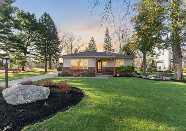 2nd image of 4357 Skusa Dr, Brighton, MI 48116 | MLS# 20261058761