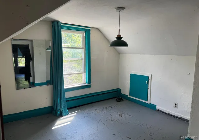 Photo 2 of Single family home for sale at 2216 Arlington Ave, Flint, MI 48506 | MLS# 20261058763 | Listing updated on 2026-09-13