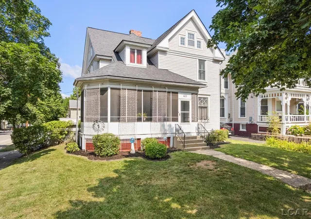 Photo 1 of Single family home for sale at 403 Finch St, Adrian, MI 49221 | MLS# 56050216460 | Listing updated on 2026-08-25