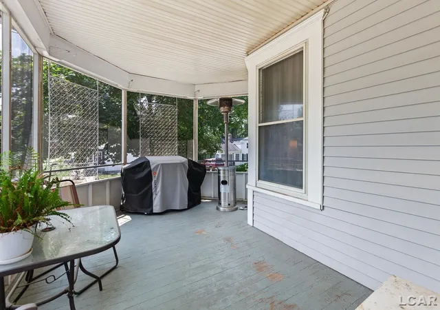Photo 2 of Single family home for sale at 403 Finch St, Adrian, MI 49221 | MLS# 56050216460 | Listing updated on 2026-08-25