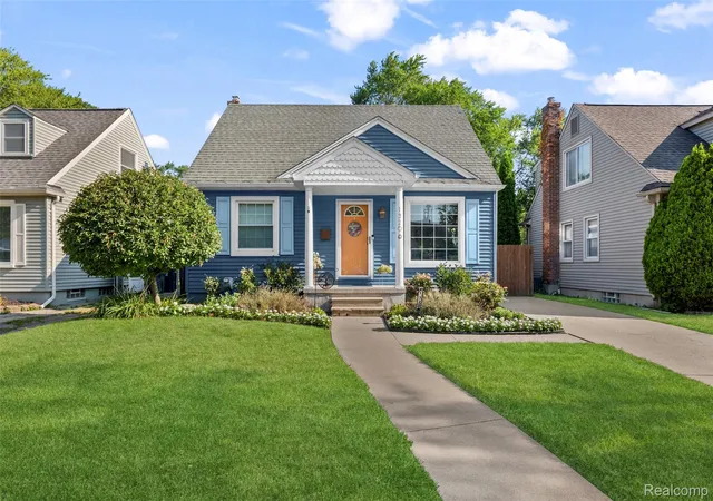4th image of 1320 Royal Ave, Royal Oak, MI 48073 | MLS# 20261058775