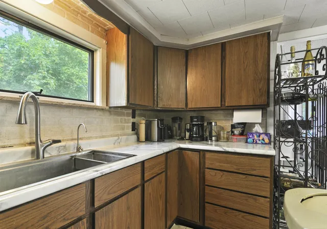 Photo 3 of Single family home for sale at 1709 W Division St, Cadillac, MI 49601 | MLS# 78080071619 | Listing updated on 2026-08-02
