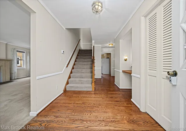 Photo 3 of Single family home for sale at 22596 Lange St, Saint Clair Shores, MI 48080 | MLS# 20261058784 | Listing updated on 2026-08-27